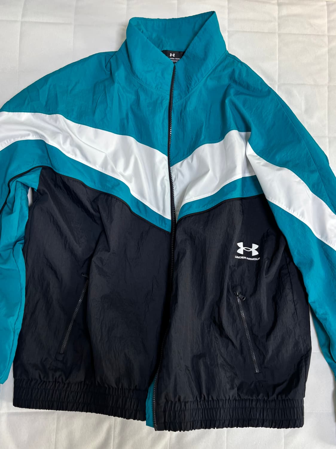 약한영웅 안수호 언더아머 바람막이 상품이미지3