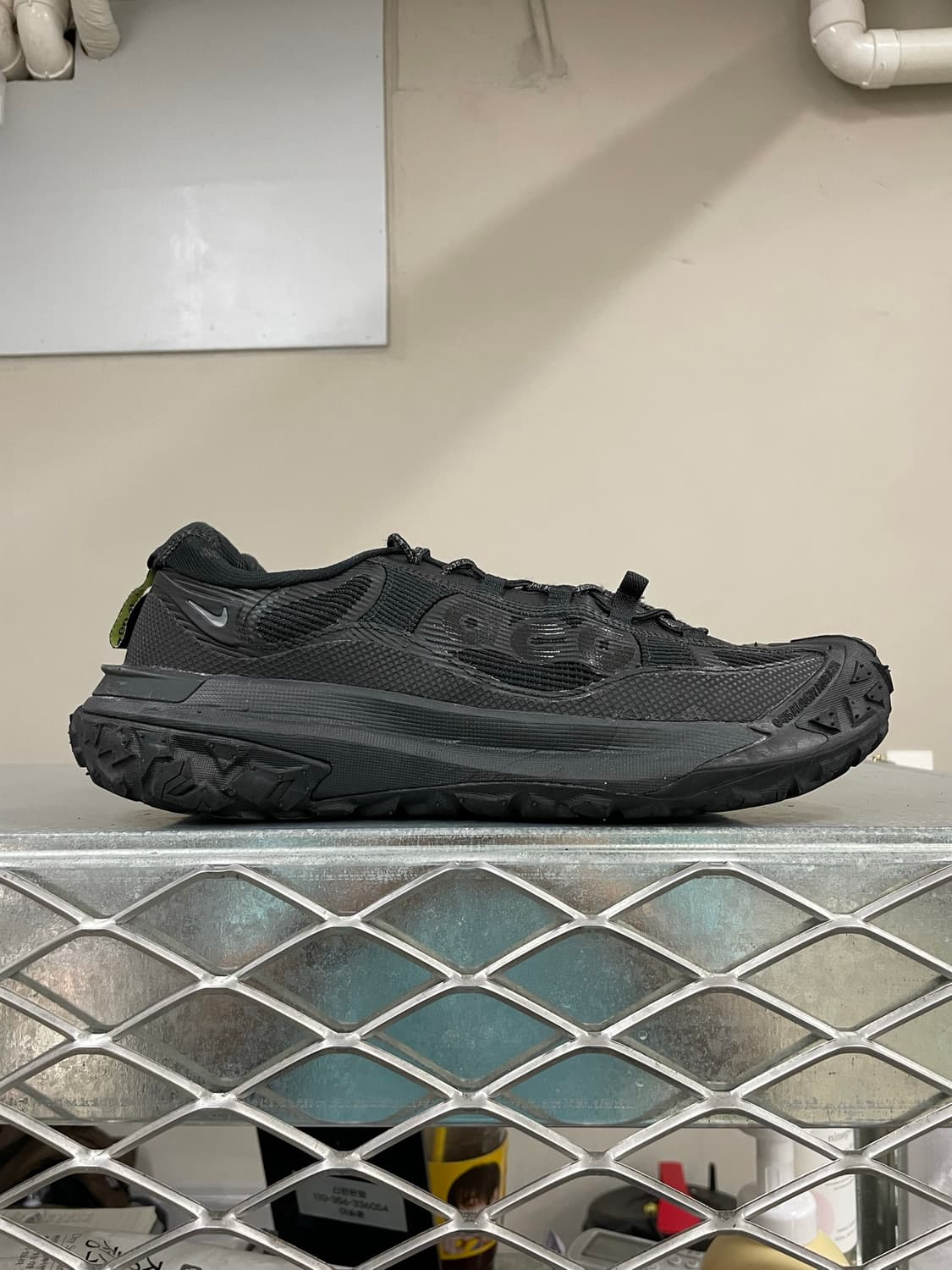 나이키 ACG 마운틴 플라이2 로우 블랙 285 (gr-5362) 상품이미지4