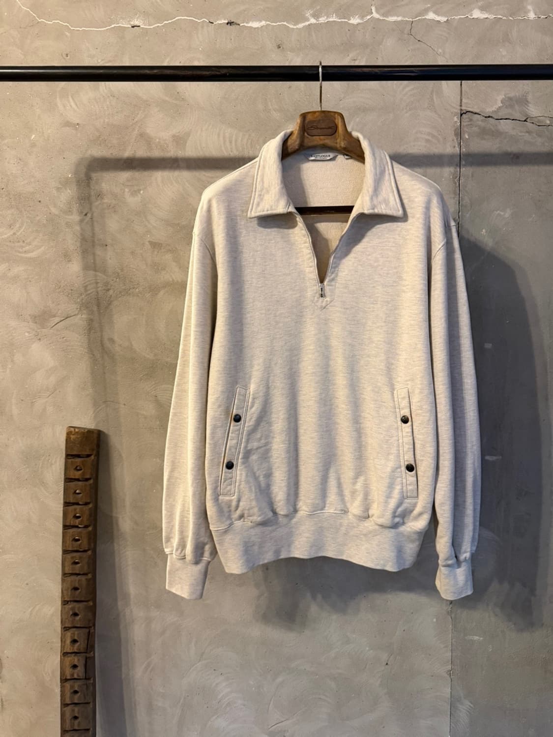 이스트로그 맨투맨 남성100 상품이미지1