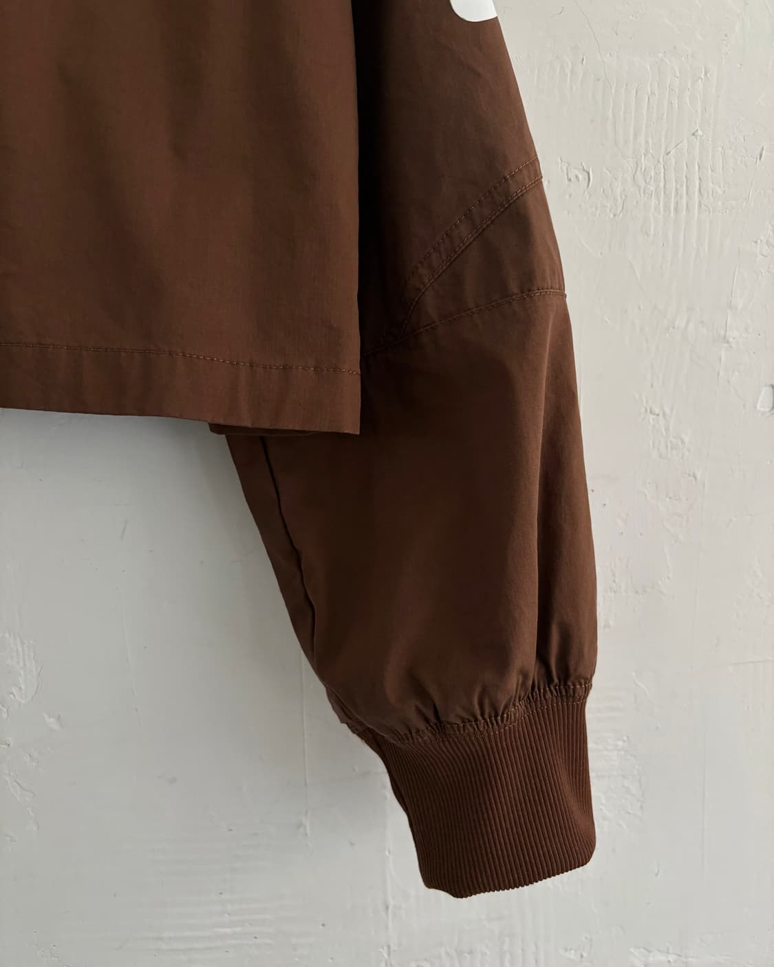 Nike 나이키 브라운 컬러 크롭 스우시 바람막이 자켓 상품이미지5