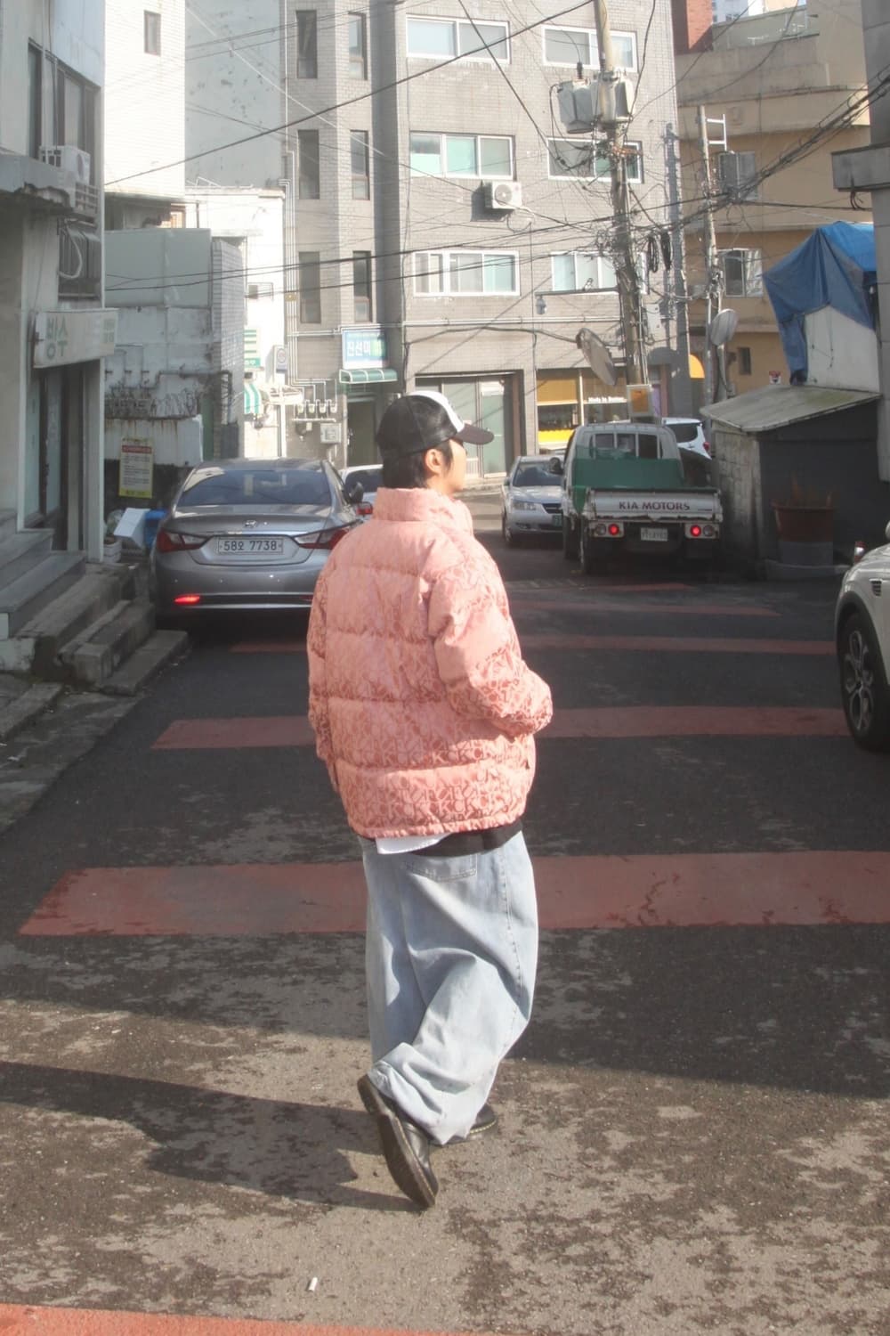 슈프림 17FW fvck 자카드 다은 푸퍼 패딩 M 상품이미지2