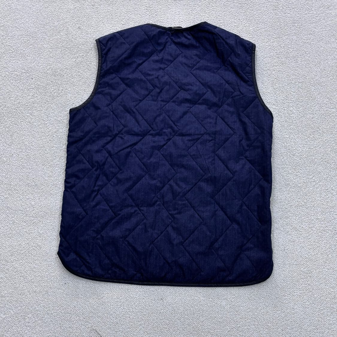 105 블랙야크 경량 패딩 조끼 0407E1 상품이미지2