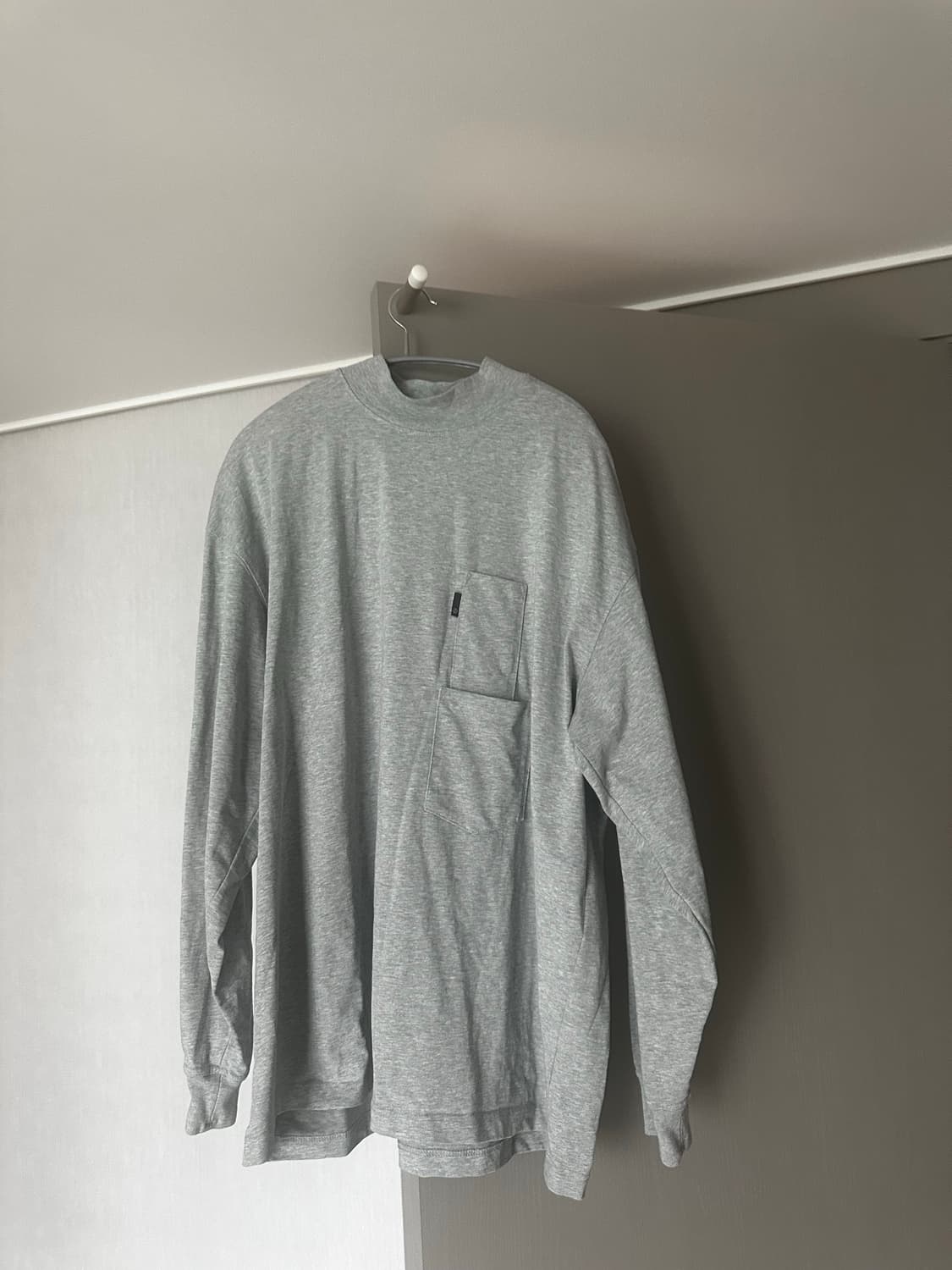 모이프 [AW25] BAGGY MOCKNECK TEE / 그레이/2사이즈 상품이미지2