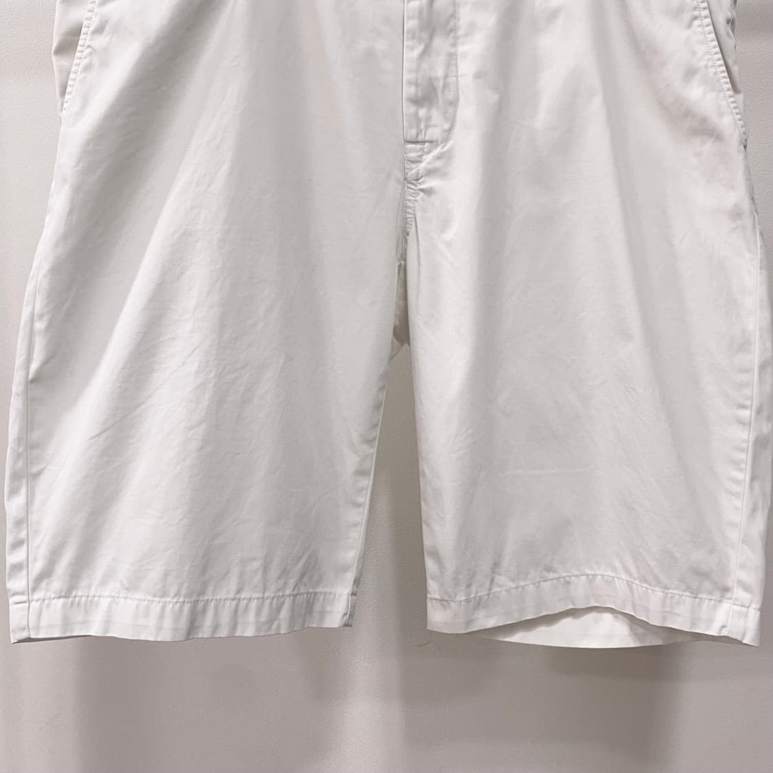 폴로 랄프로렌 포니 자수 화이트 치노 반바지 상품이미지5
