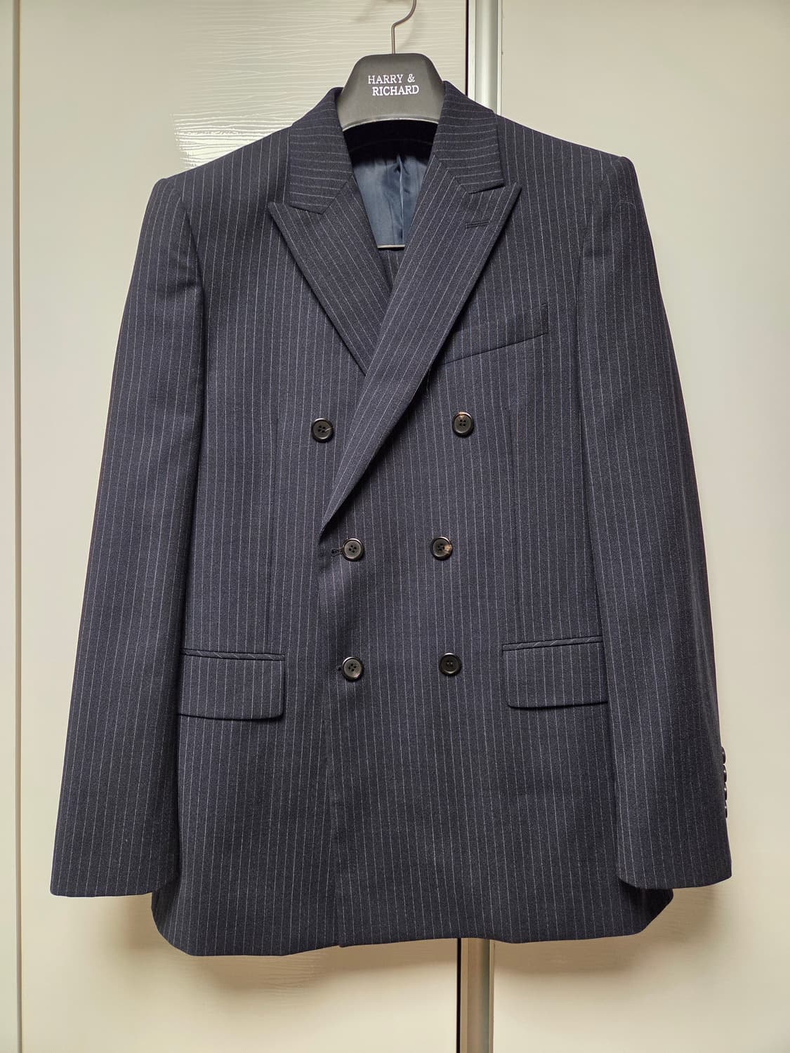 코모도 스퀘어 남성 스트라이프 정장 100 상품이미지1