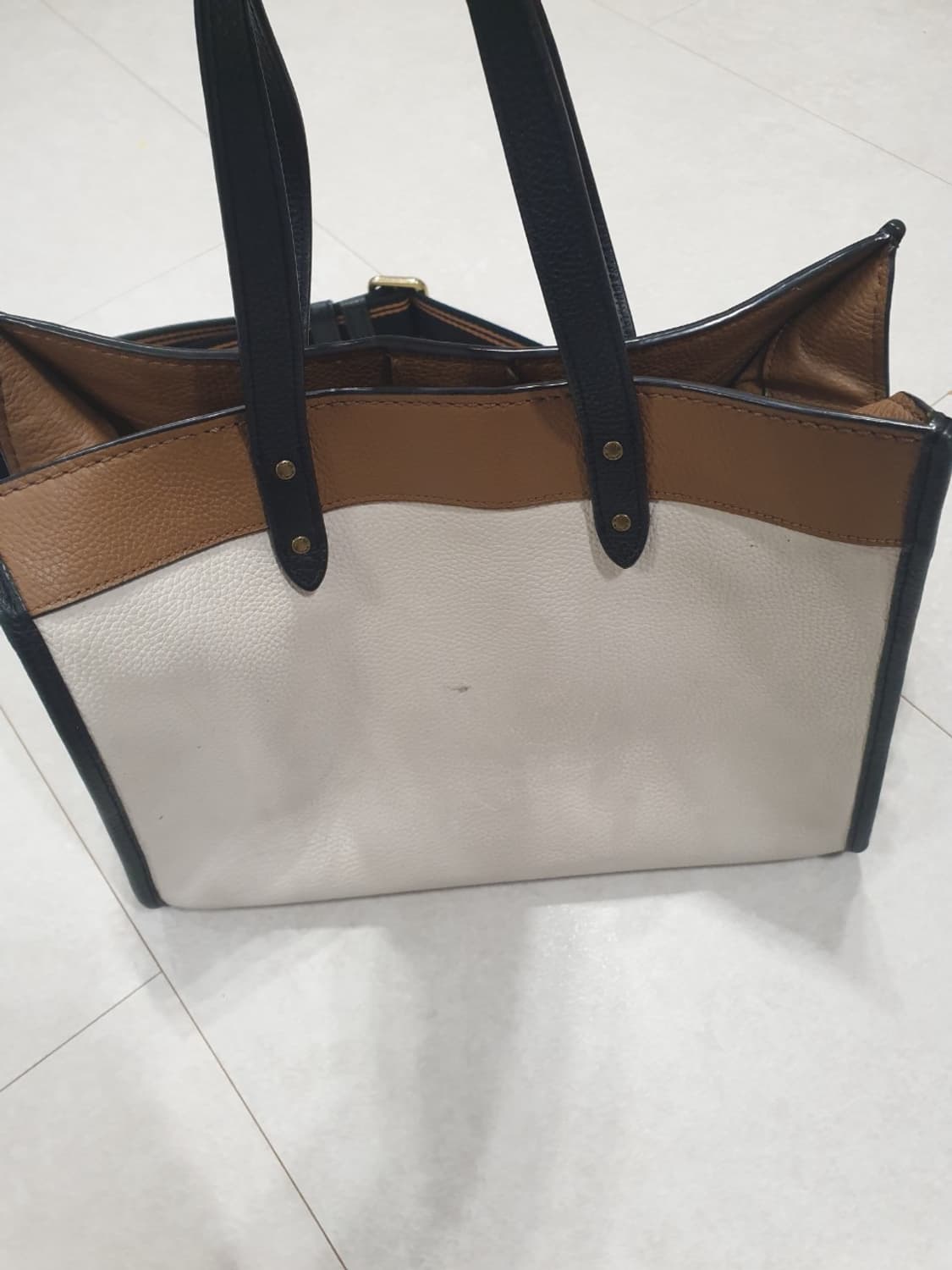 코치가방(토트, 크로스백) 상품이미지4