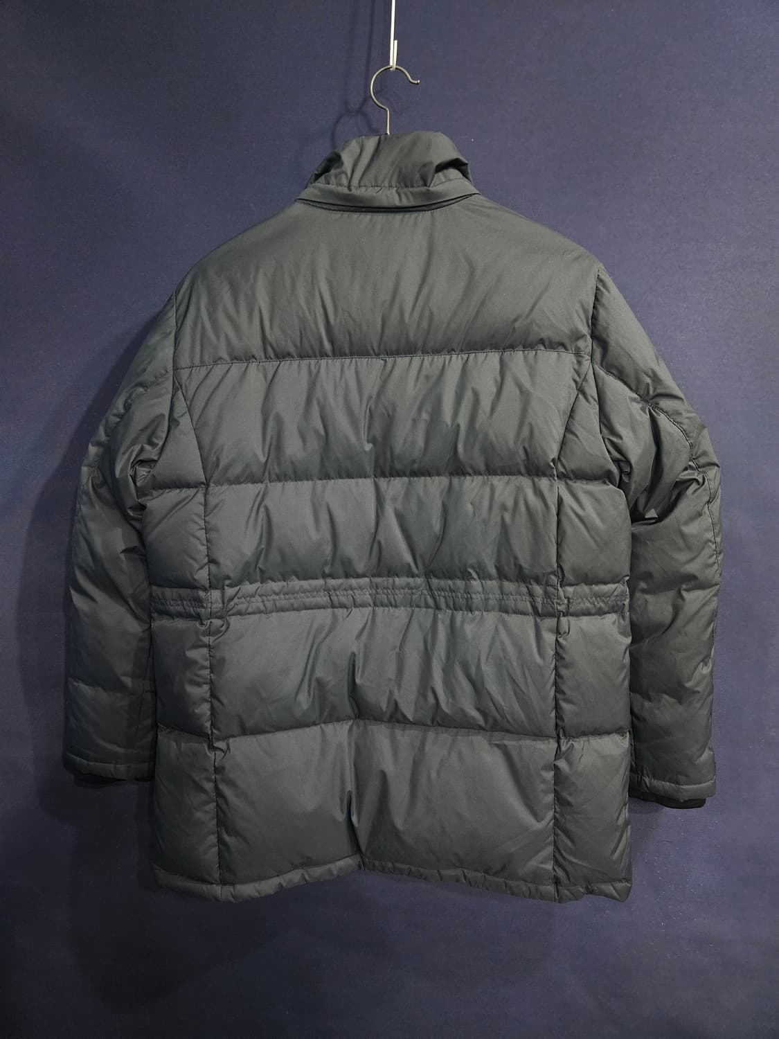 닥스 차콜컬러 남성 110 다운 패딩  상품이미지2