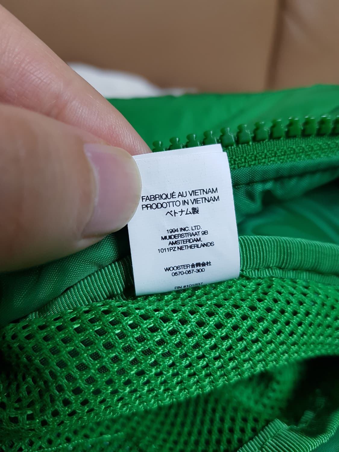 슈프림 퍼퍼 사이드백 크로스백 그린 22FW 상품이미지9