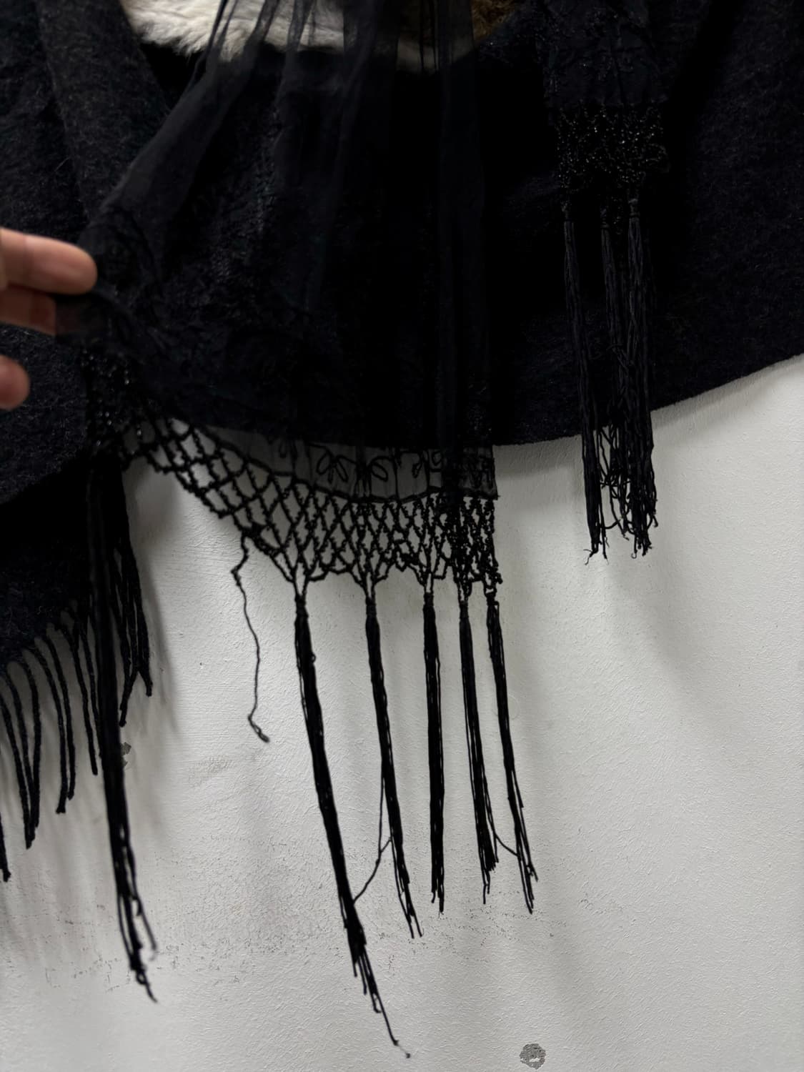 “Vintage” Black Scarf 상품이미지2