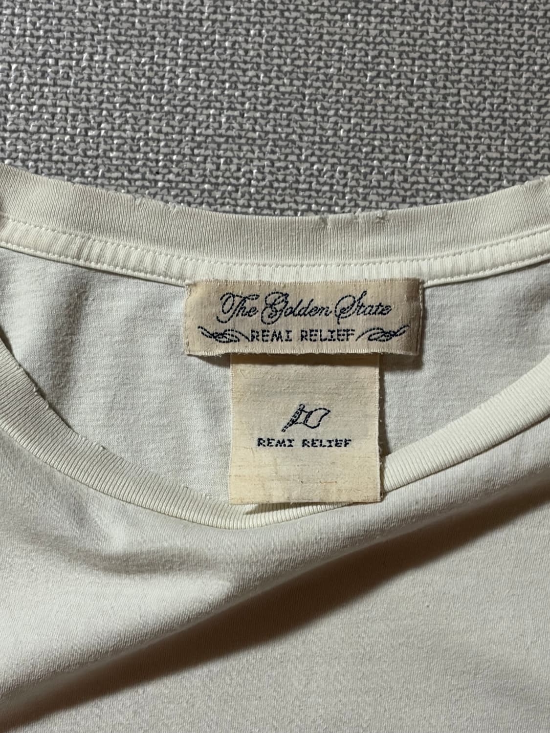 레미릴리프 디스트레스 워싱 티셔츠 상품이미지2