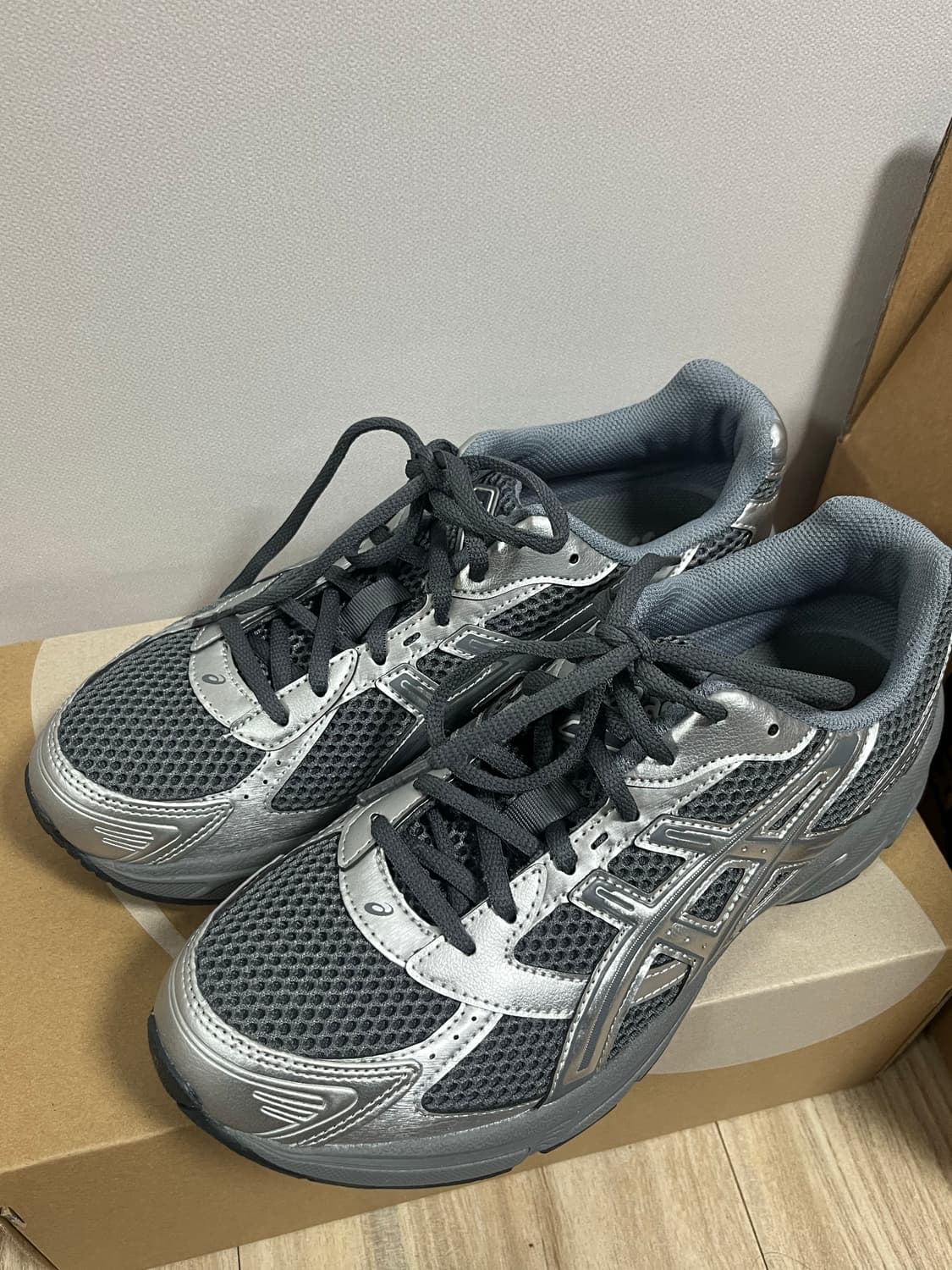 아식스 젤 1130 스틸 그레이 퓨어 실버 255 상품이미지2