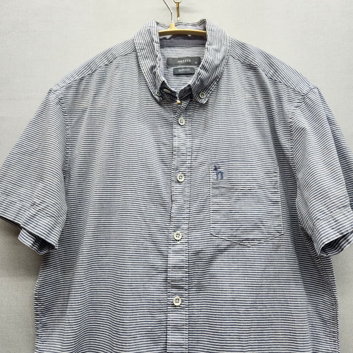 헤지스 로고 원포켓 스트라이프 반팔셔츠 95(M) 상품이미지2