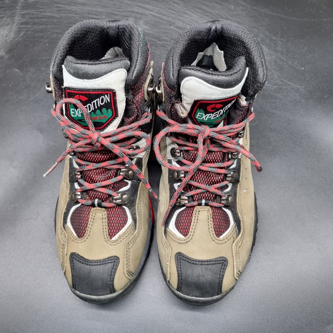 네파 등산화250  상품이미지2