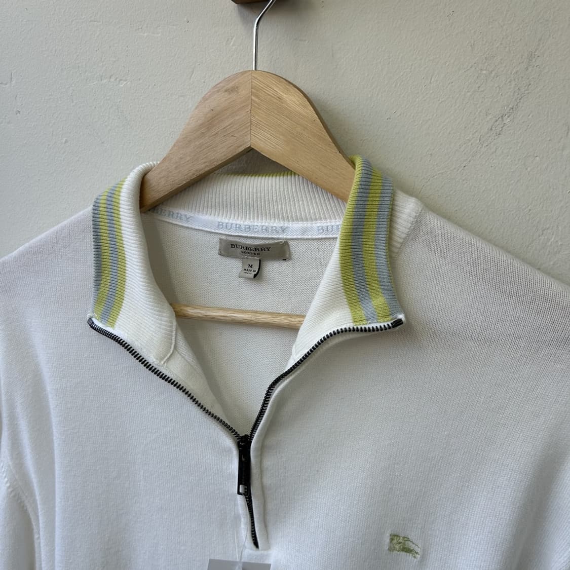 15786 - 버버리 반집업 니트 상품이미지3