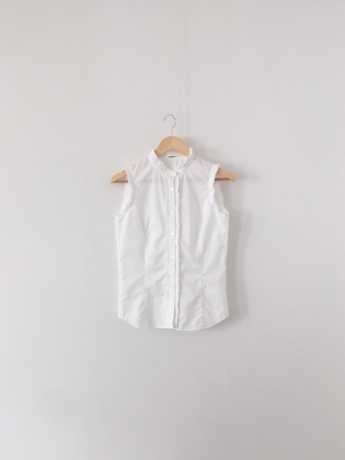 DEBUTTO sleeveless blouse  상품이미지1