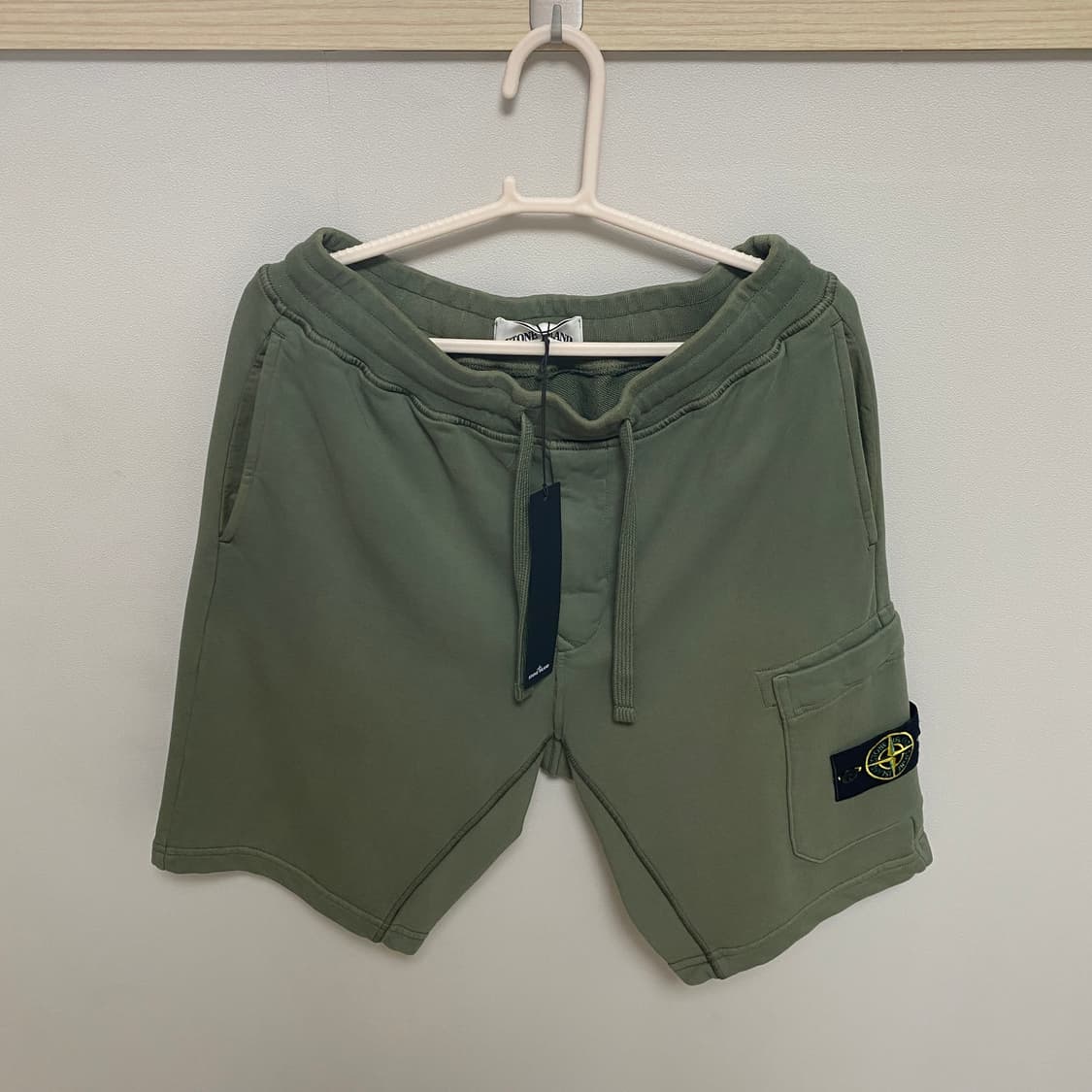 [ S ] 스톤 아일랜드 버뮤다 팬츠 상품이미지1