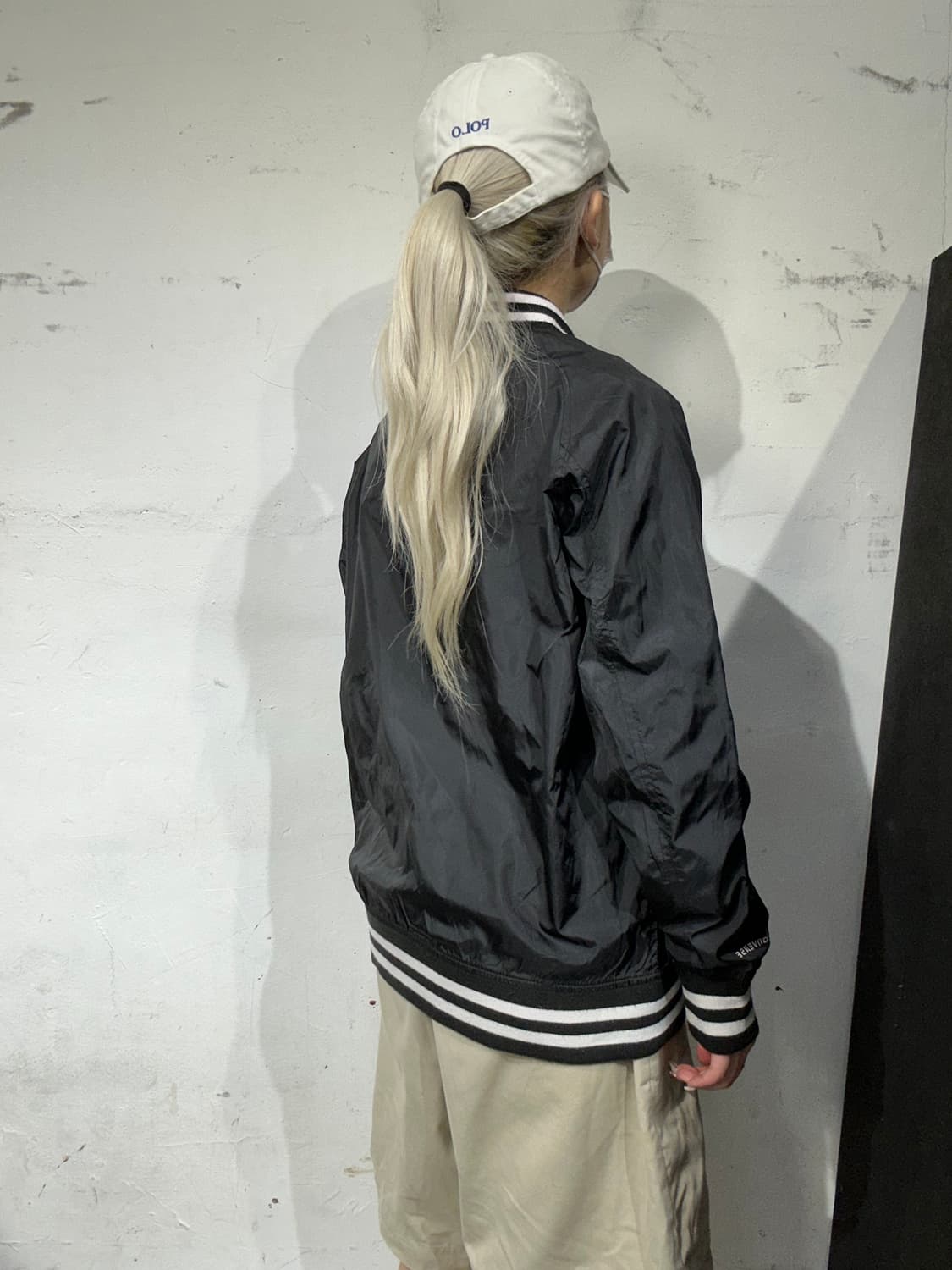 컨버스 오버핏 블랙 바람막이 트랙 자켓 M 상품이미지3