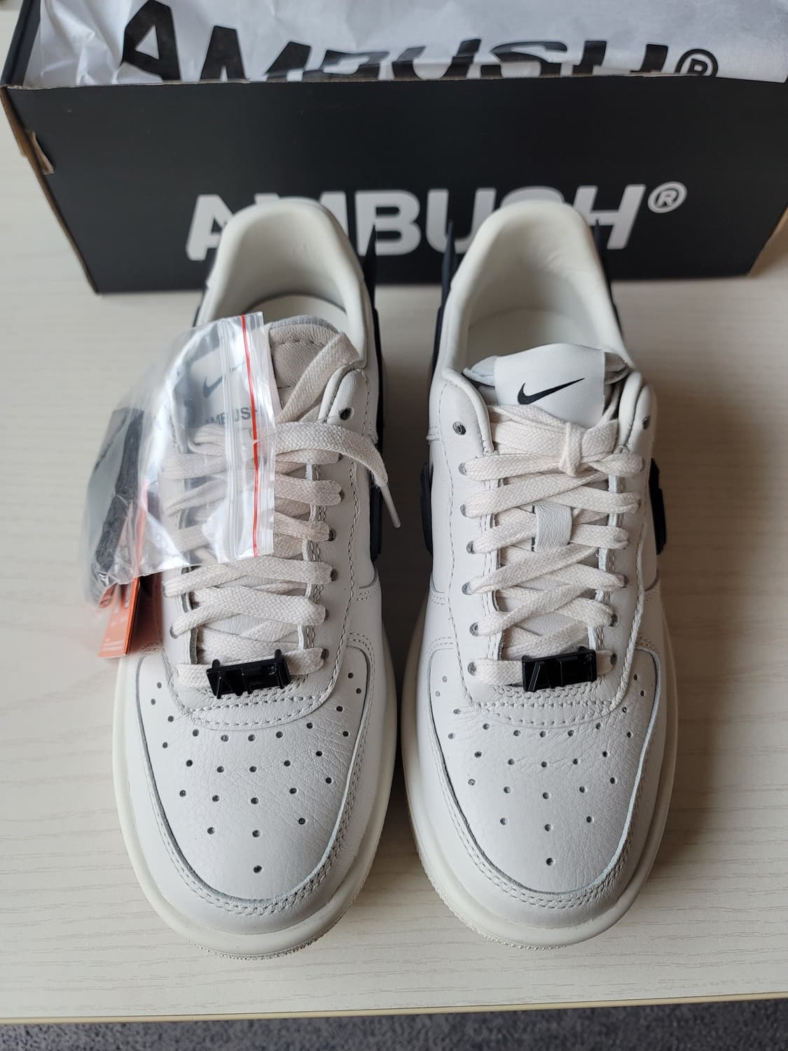 [230]나이키 x 앰부쉬 에어포스1 로우 SP 팬텀 화이트 상품이미지6