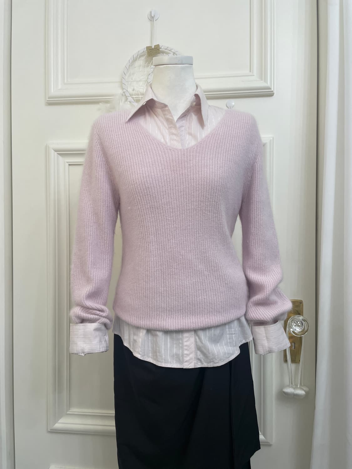 pink lavender fox wool sweater&sheer pin 상품이미지1