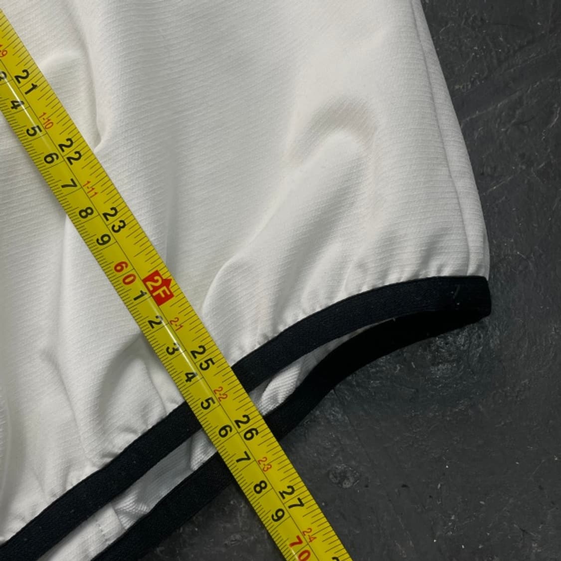 100 데상트 자켓  상품이미지7