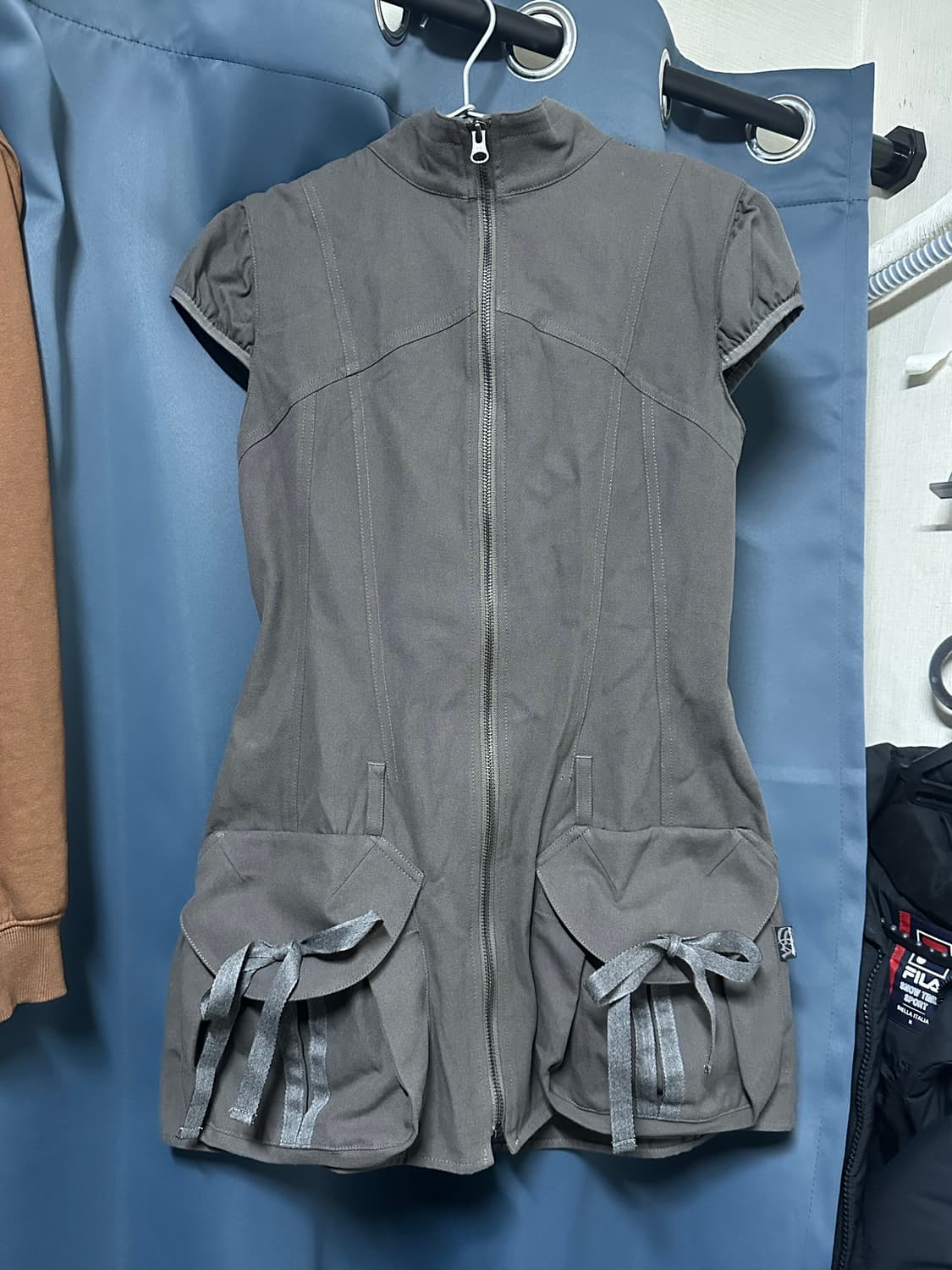 스컬프터 집업 드레스 상품이미지5