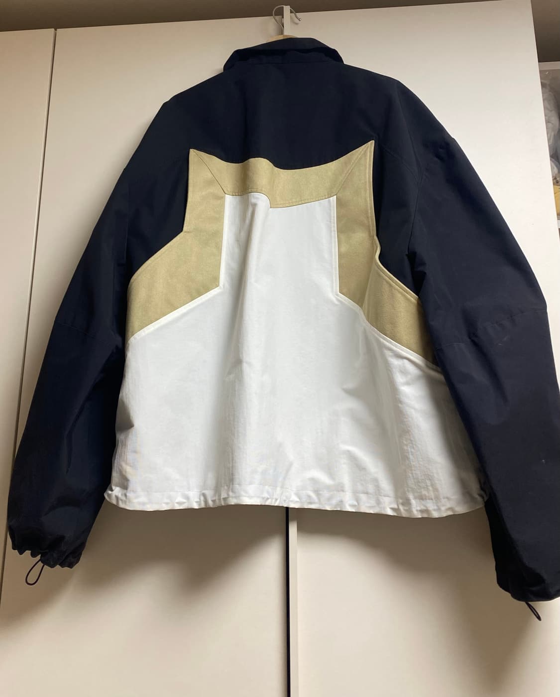 네임세이크 23ss 아치 패턴 자켓 스웨이드 패널 상품이미지4