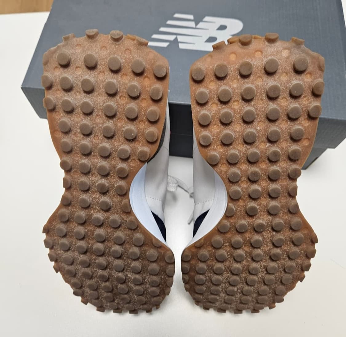 뉴발란스327네이비 흰/검 260 상품이미지4