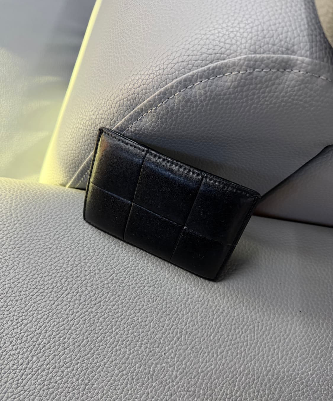 보테가베네타 맥시 인트레치아토 카드 지갑 상품이미지7