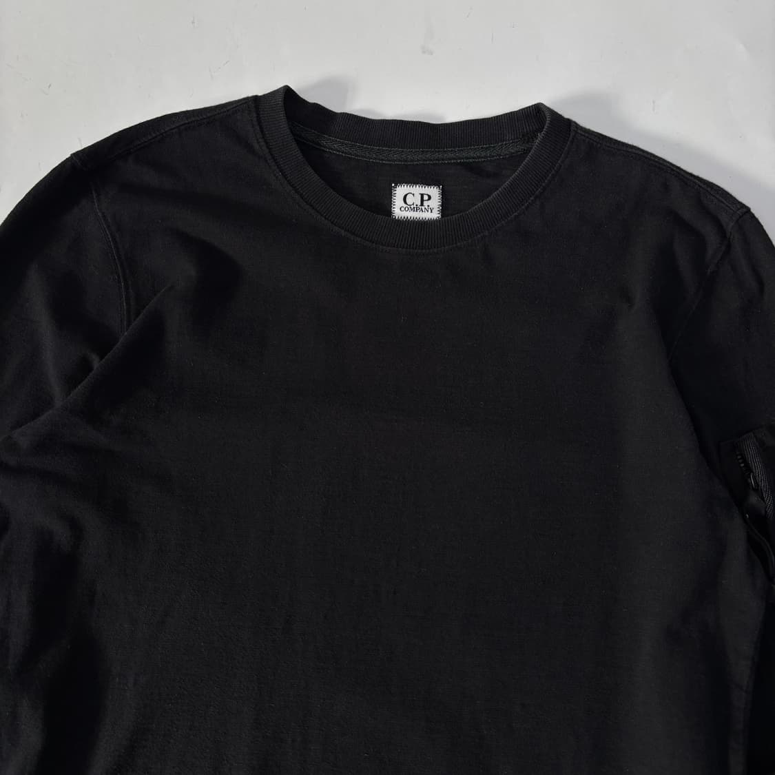 C.P company 씨피 컴퍼니 맨투맨 상품이미지5
