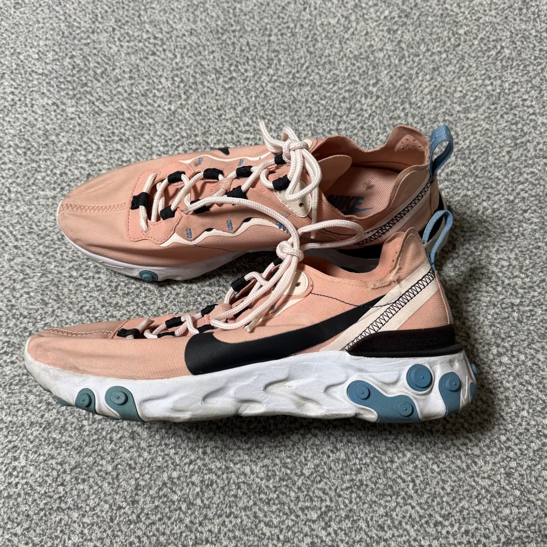 [정가 16만원] 나이키 엘리먼트55 스니커즈 250 상품이미지2