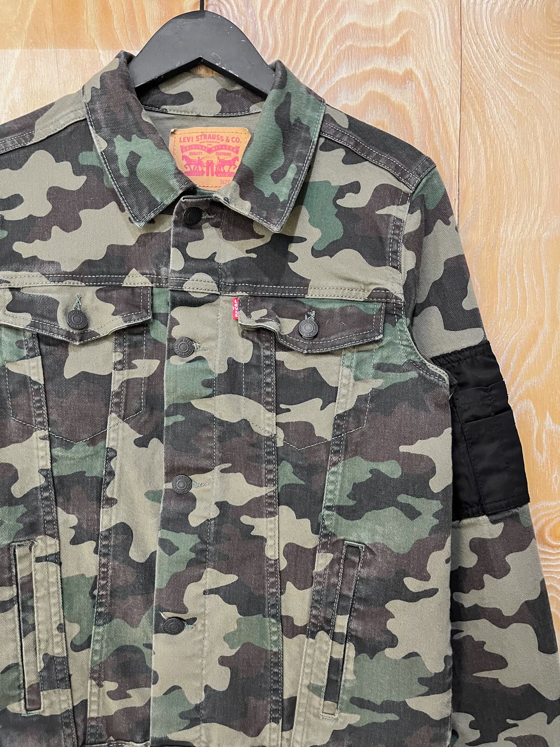 리바이스 카모플라쥬 트러커 자켓 상품이미지3