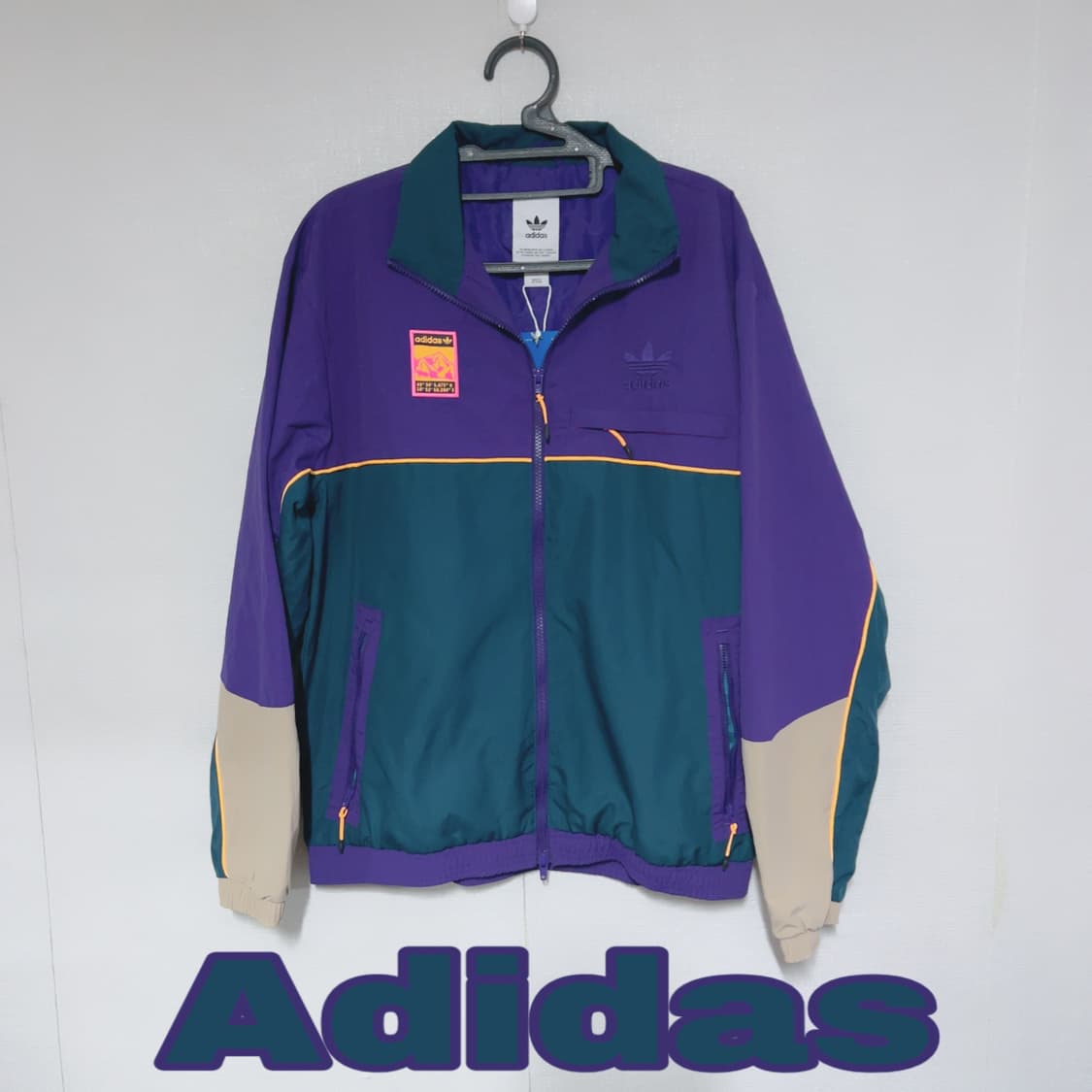 아디다스 배색 새상품 봄 공용 바람막이 상품이미지1