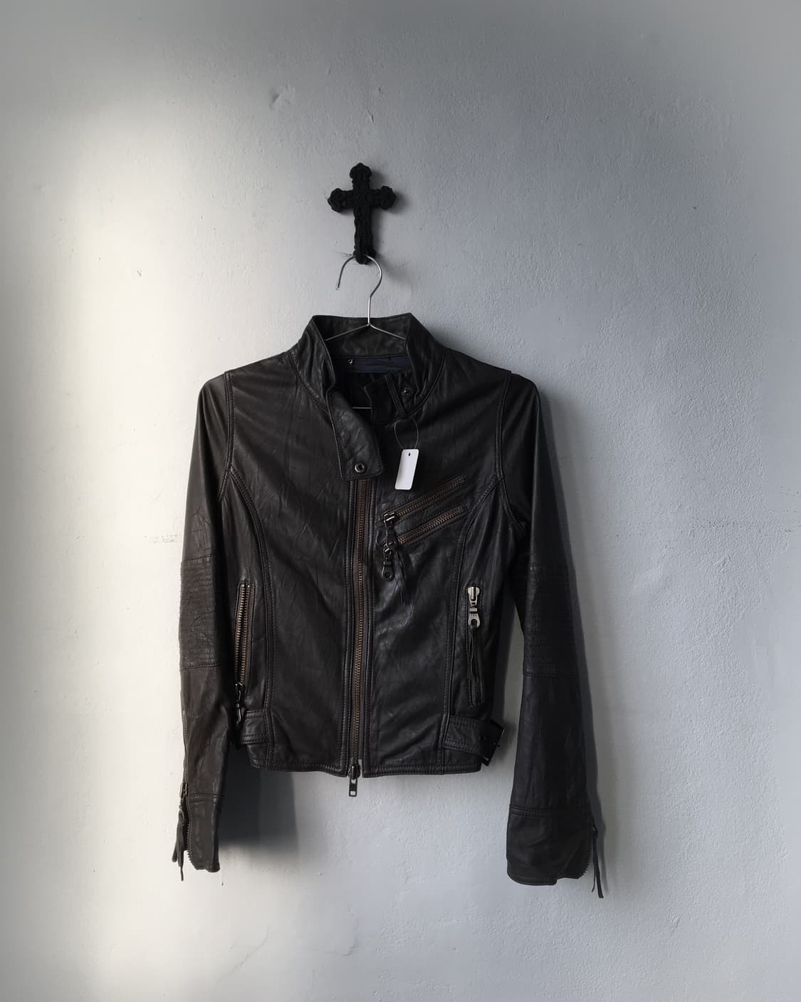 Belted high neck leather jacket 상품이미지2