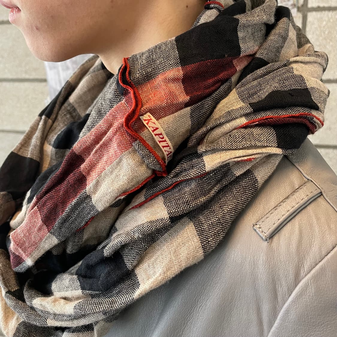 캐피탈 머플러 상품이미지1