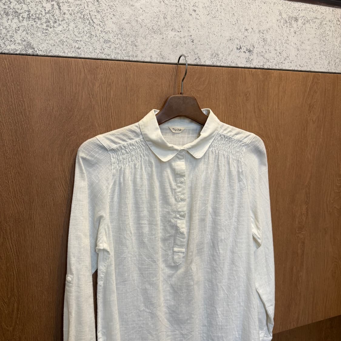 빈티지 롱슬리브 블라우스 라운드 카라 어깨 셔링 디테일 아이보리 상품이미지3