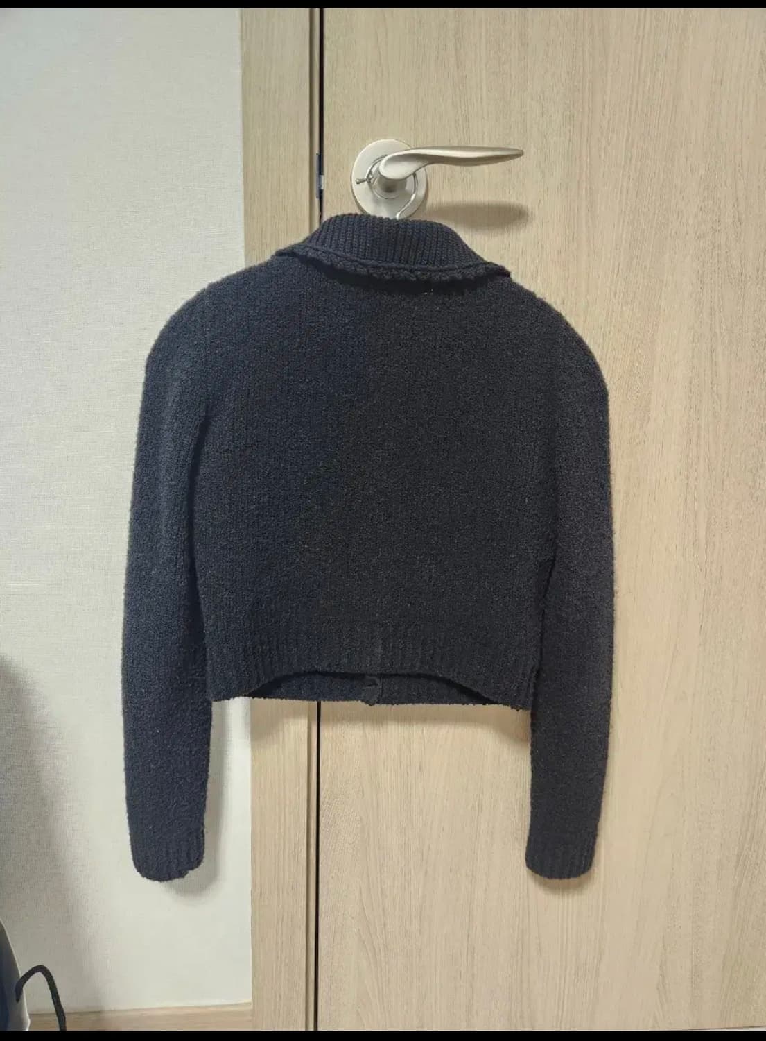 미우미우 부클 크롭 가디건 상품이미지2