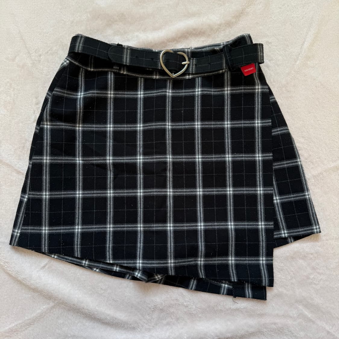 하트클럽 블랙 체크 스커트 (하트벨트포함) 상품이미지4
