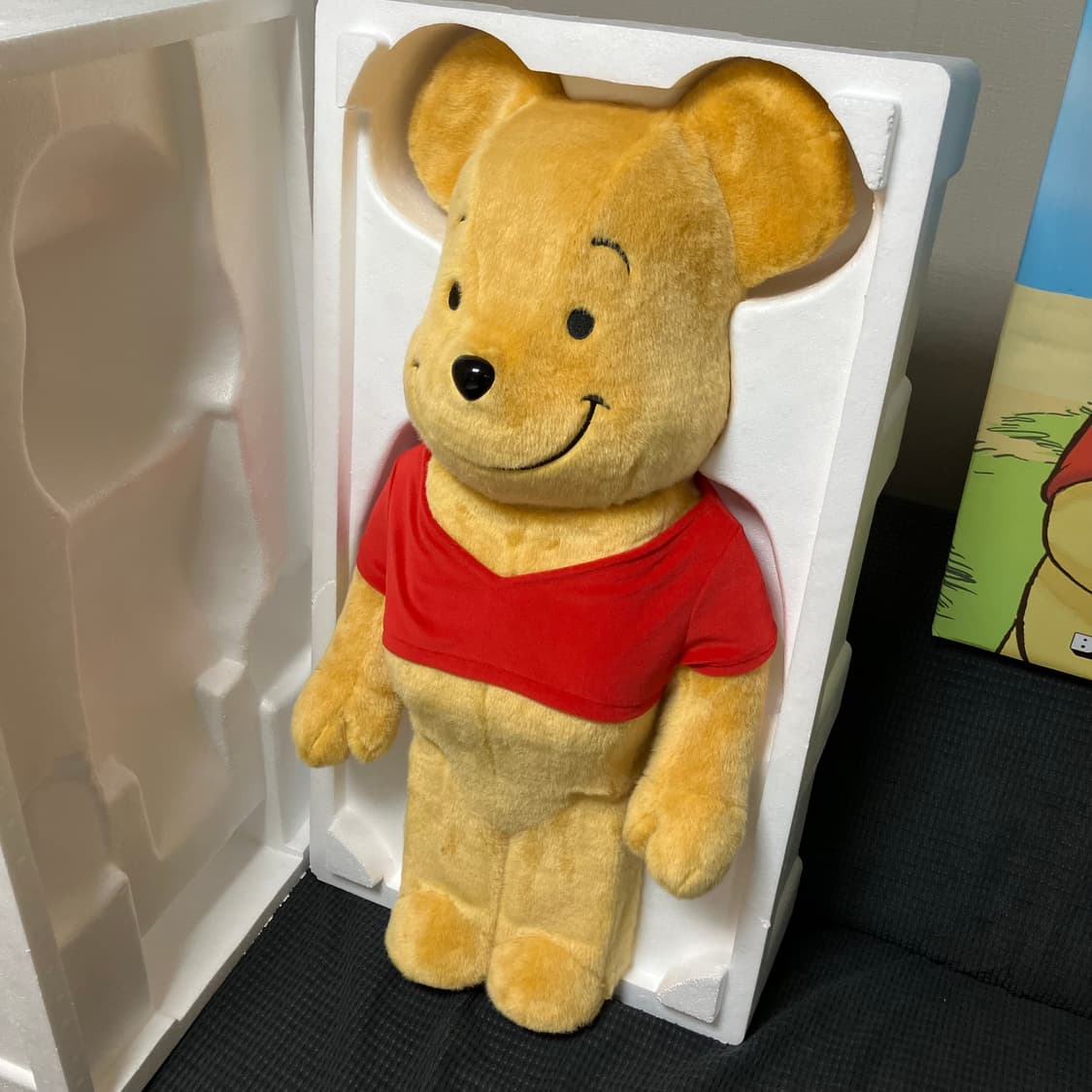 베어브릭 1000% 곰돌이 푸 Winnie the Pooh 상품이미지1