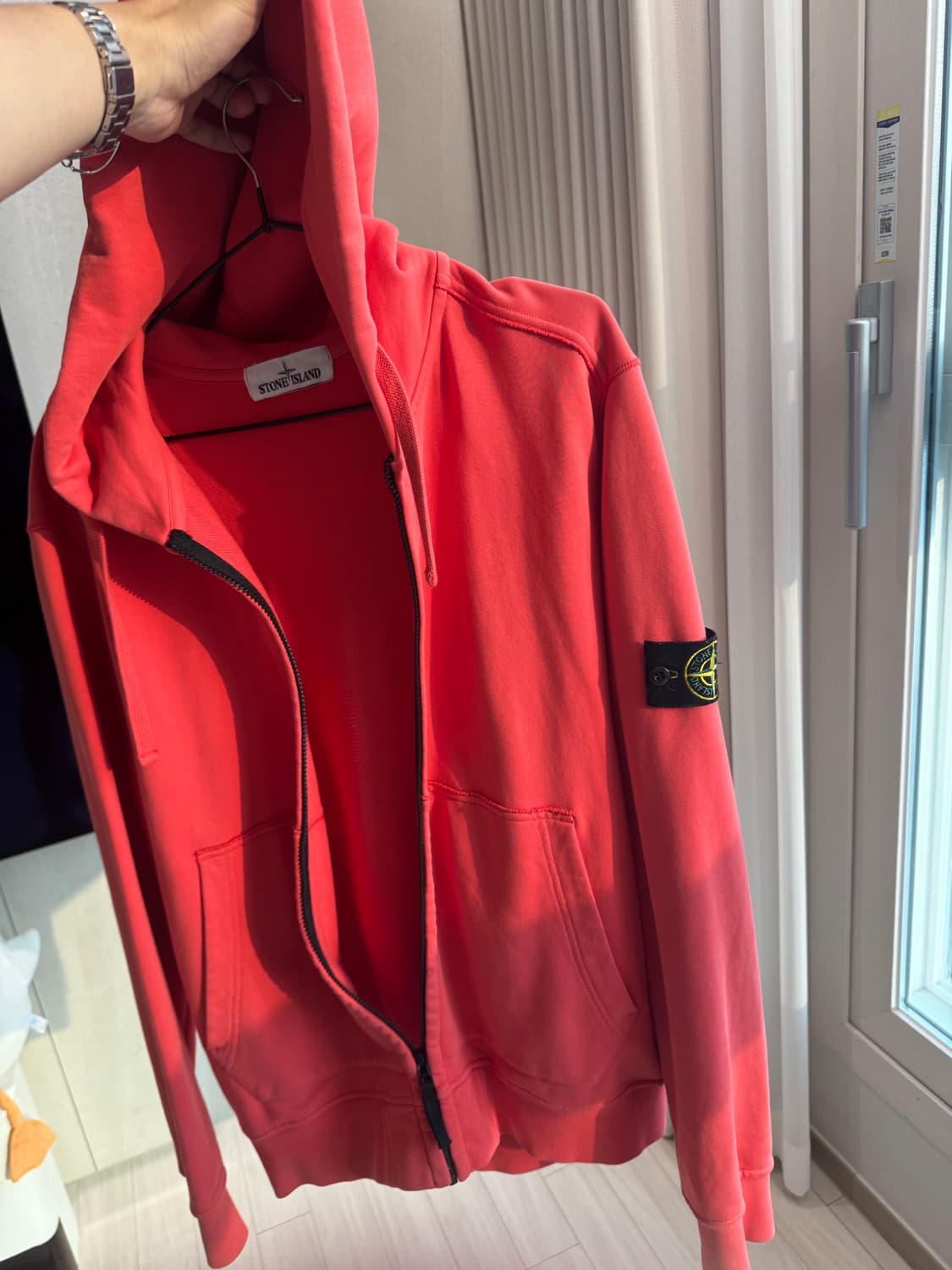 [정품] 스톤아일랜드 레드 후드집업 L 상품이미지1