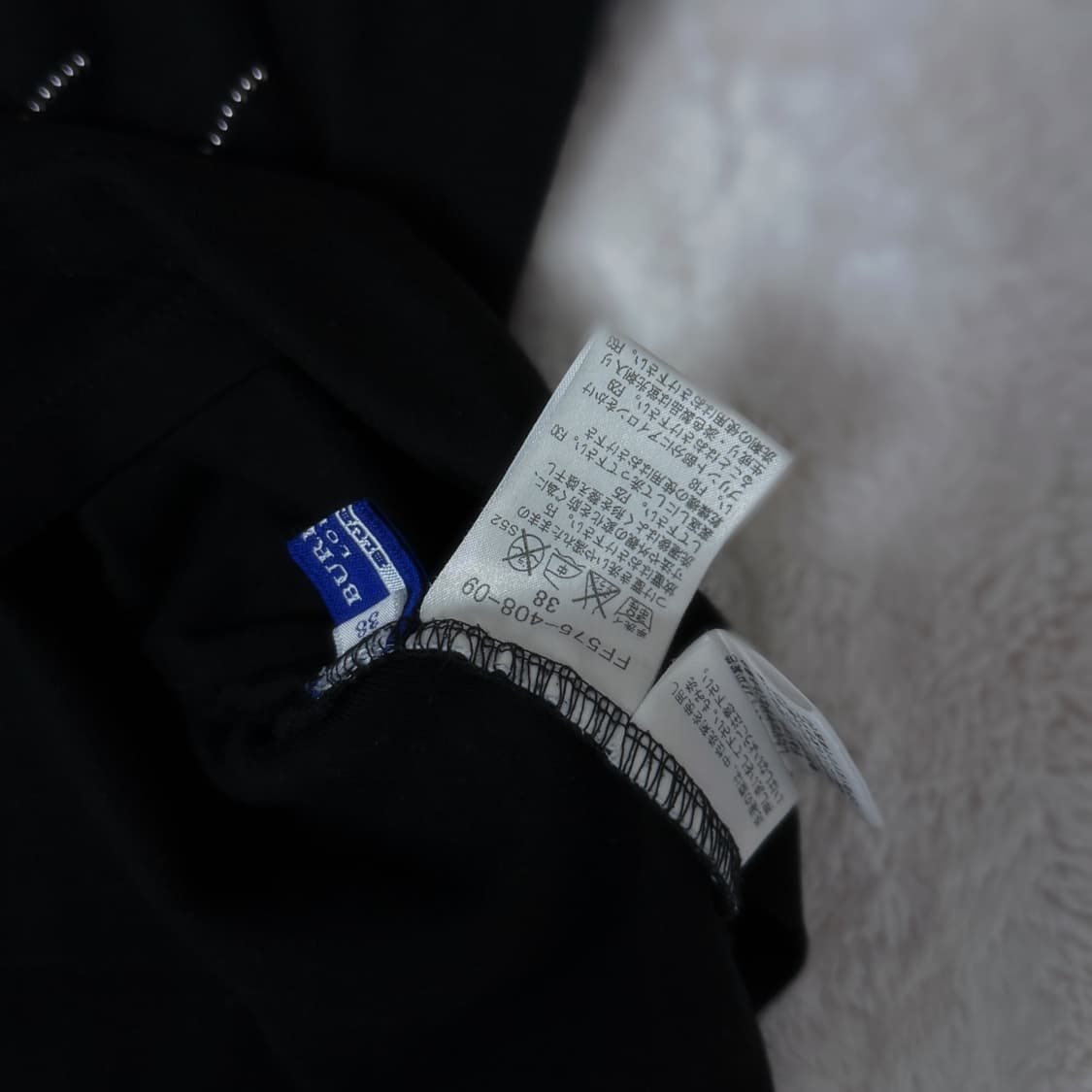 Burberry 블루라벨 오네갸루 스터드 퍼프 딱붙티 ≽^•⩊•^≼ 상품이미지4