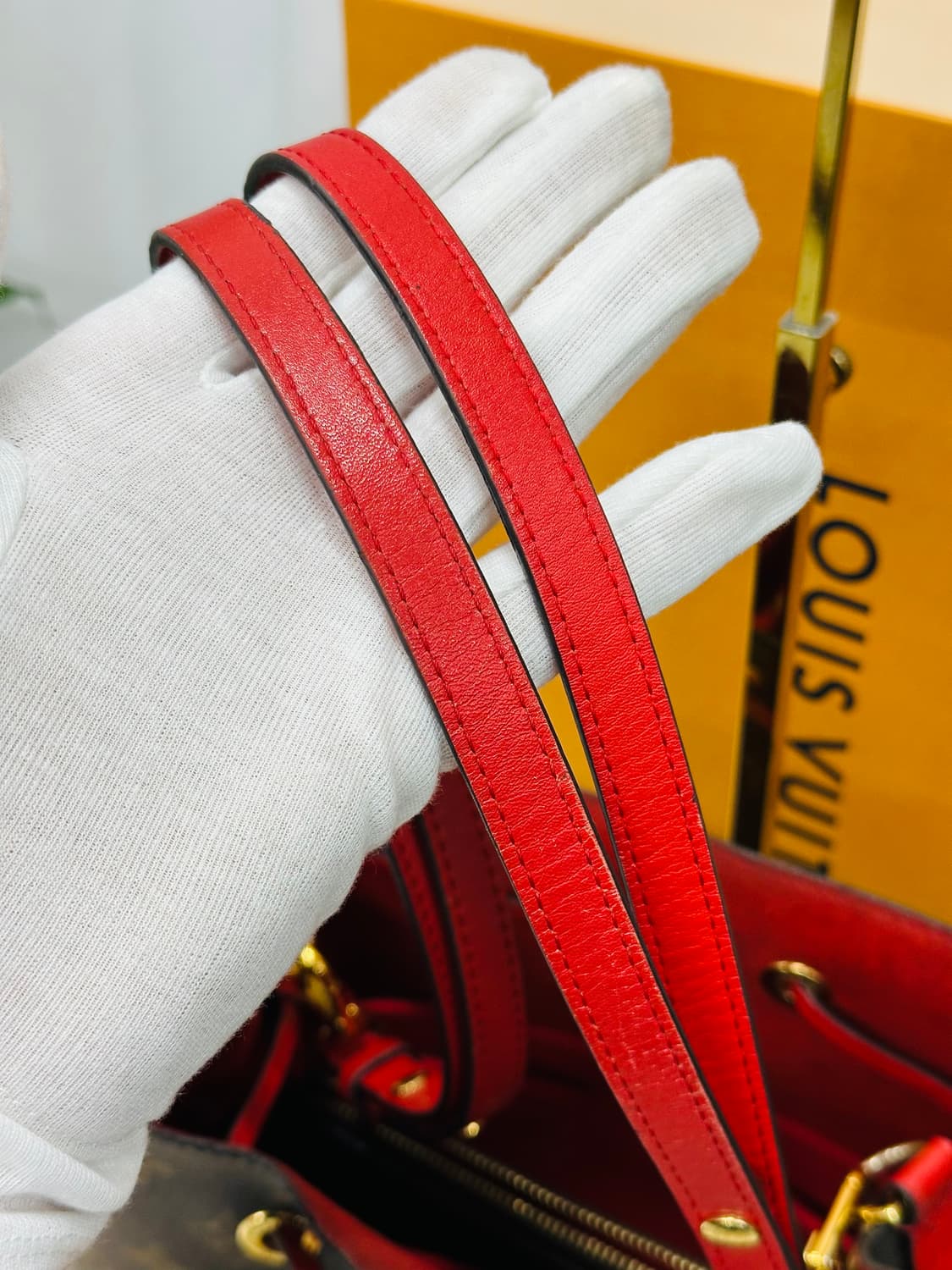 루이비통 네오노에 모노그램 레드 MM  상품이미지8