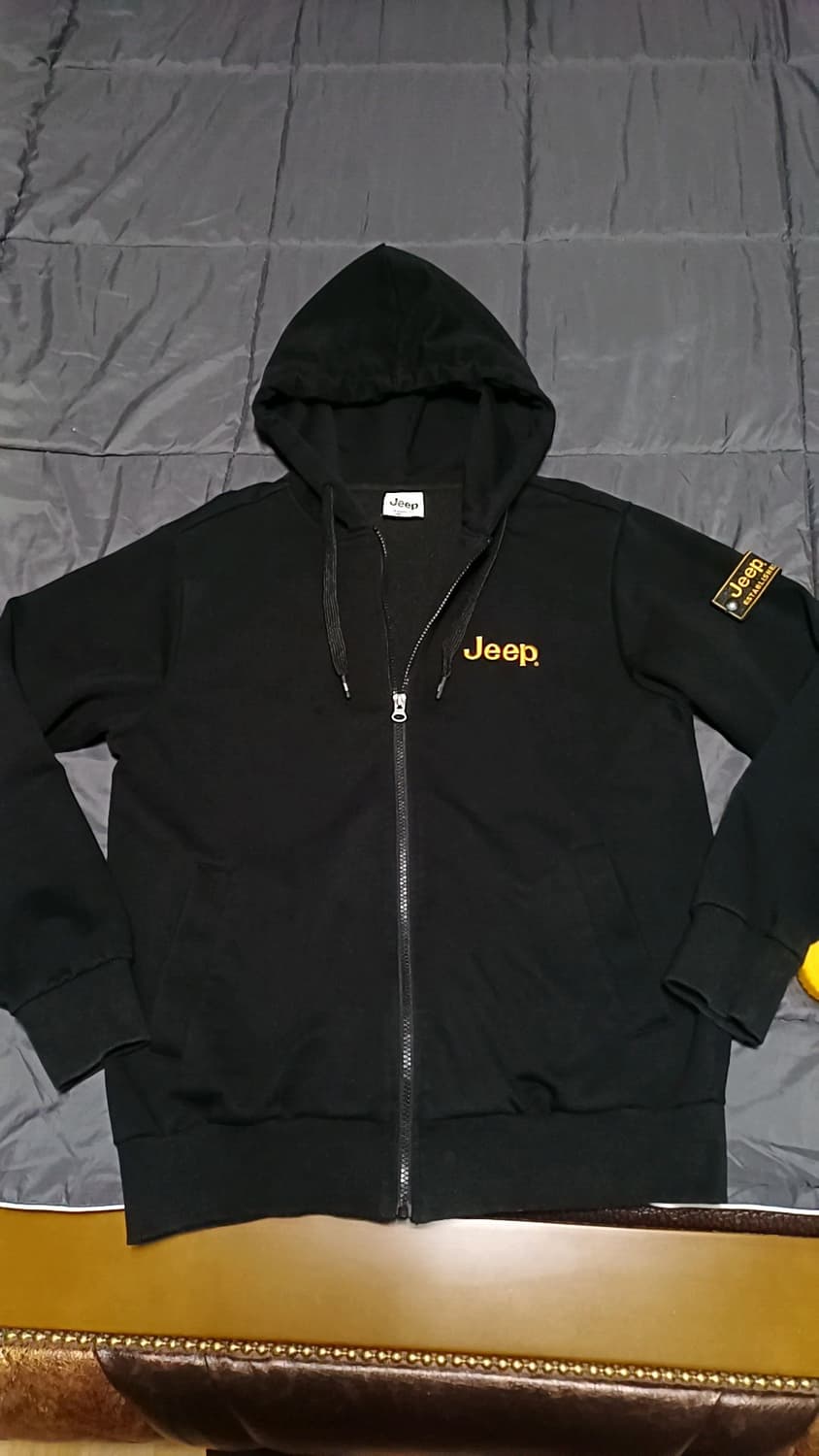 Jeep 후드집업 실측100 가슴55 기장68 상품이미지1