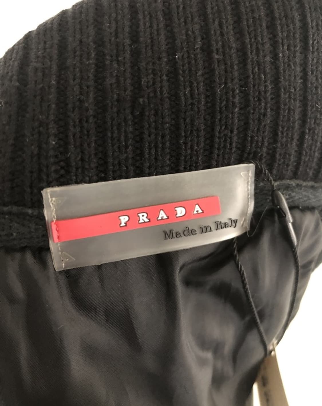 Prade black quilted zip up 상품이미지4