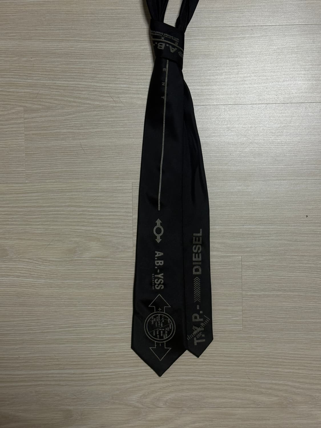 디젤 넥타이 상품이미지3