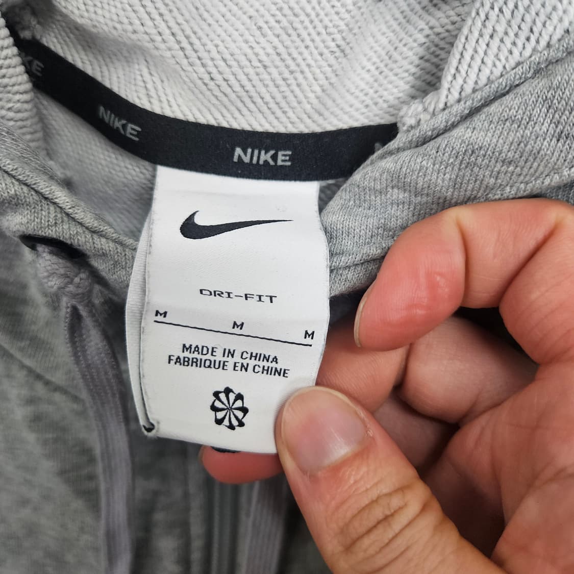 나이키 스우시 후드 집업 M 드라이핏 상품이미지4