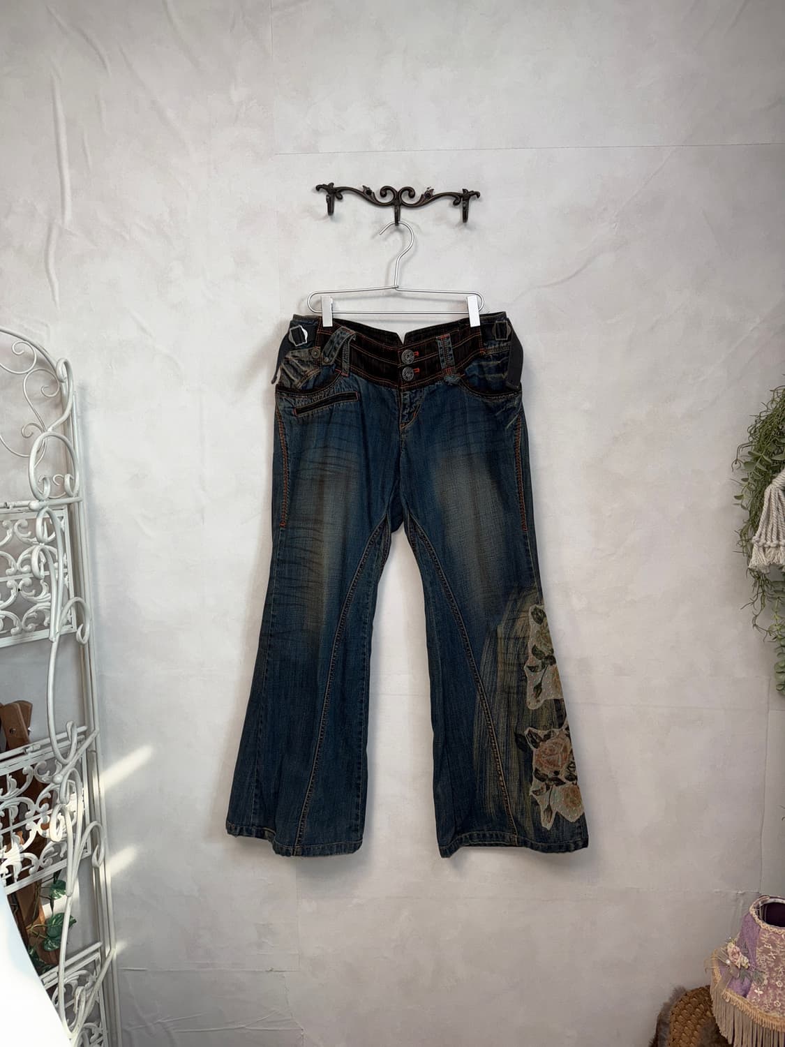 BNX oriental embroidered bootscut pants  상품이미지1