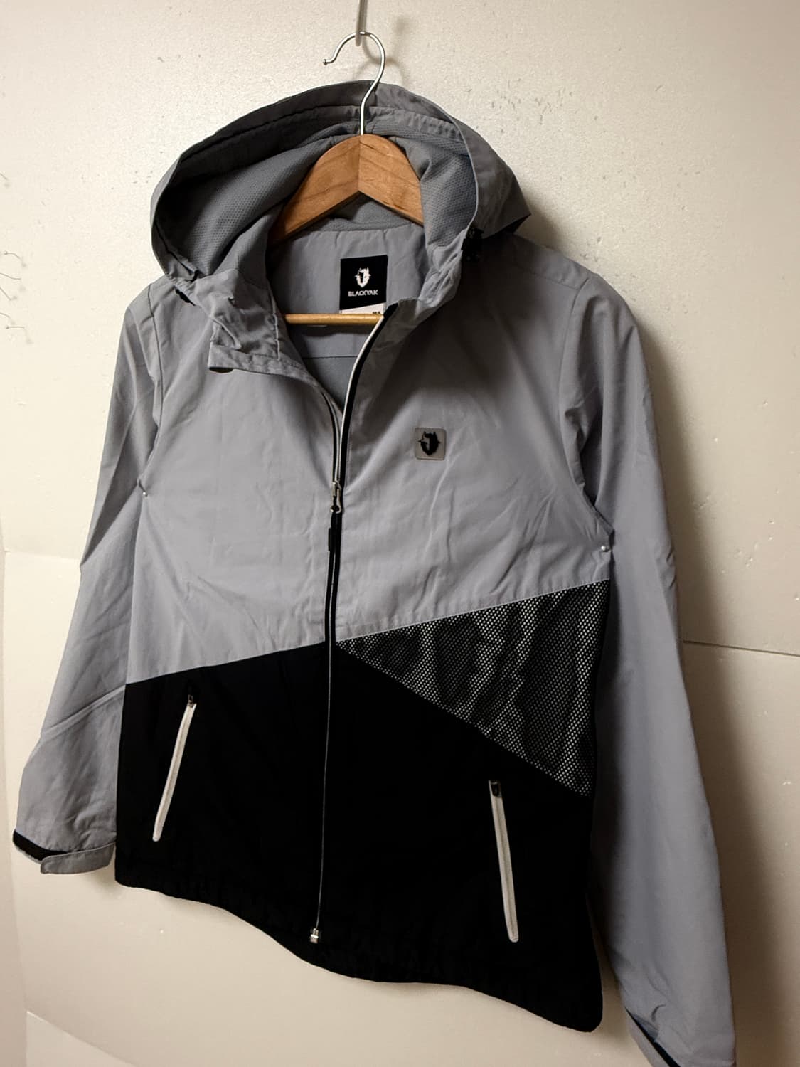 BLACKYAK 경량 바람막이 집업 자켓 메쉬 배색 95 상품이미지3