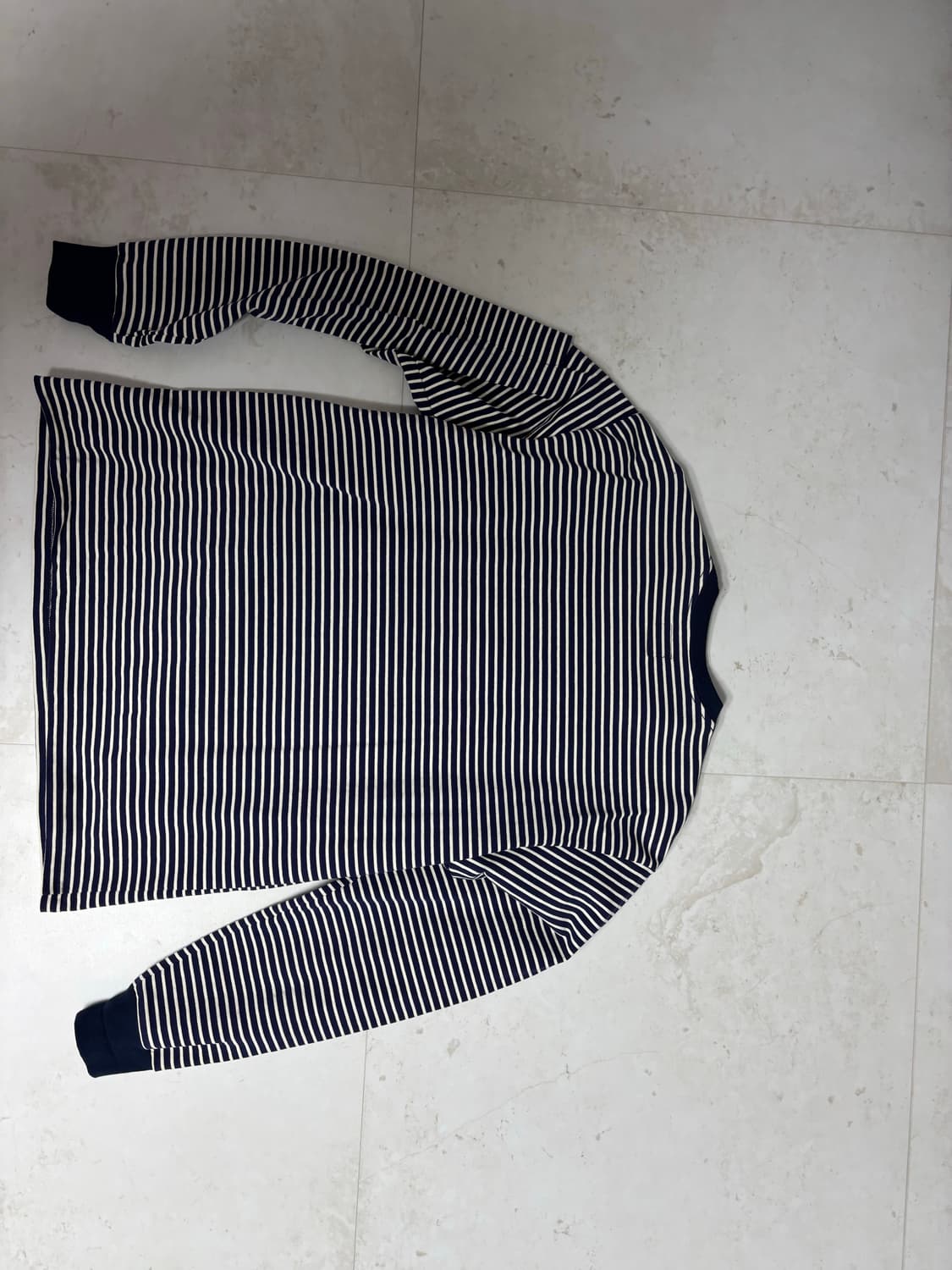 니들스 롱슬리브 판매 상품이미지2