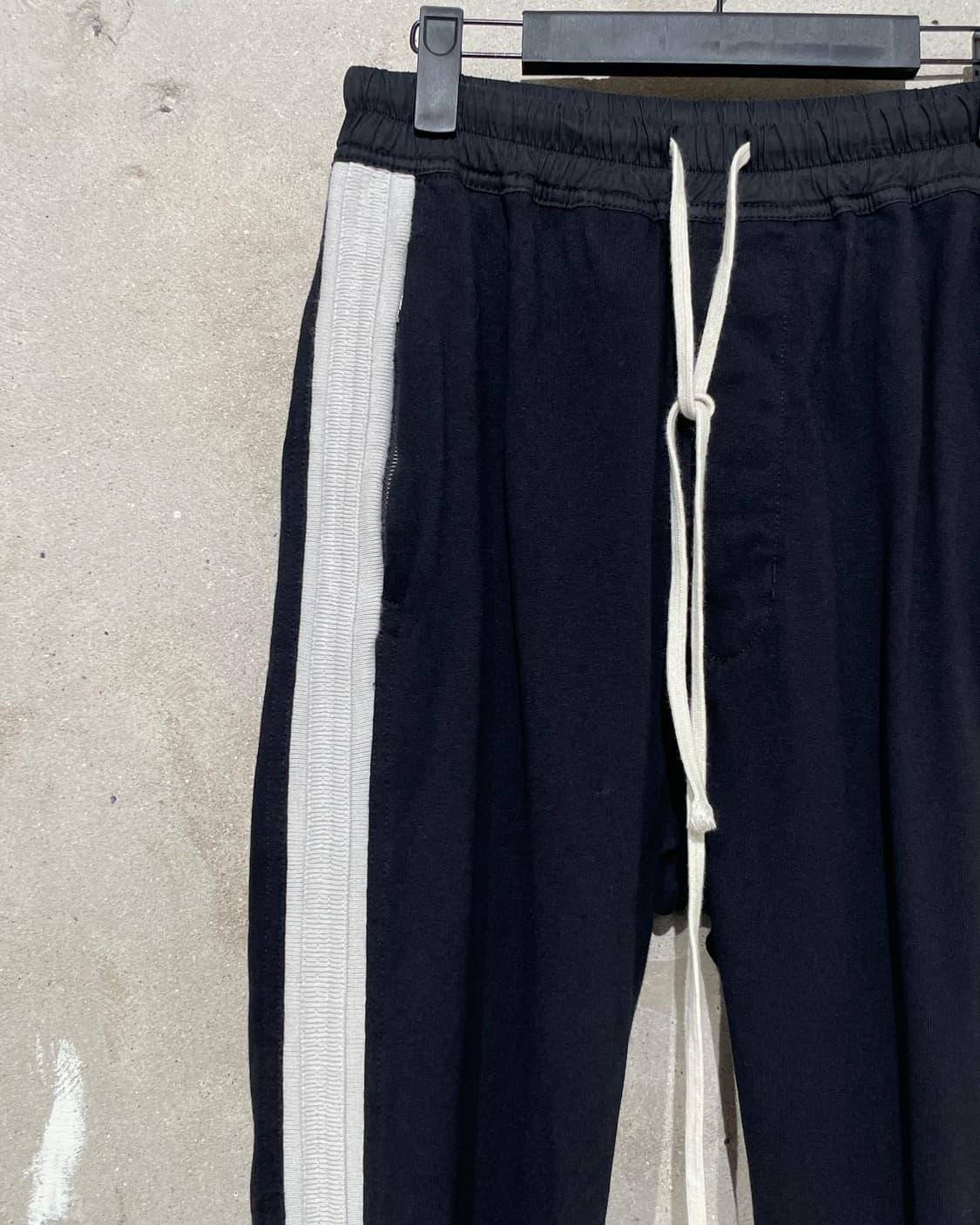 릭 오웬스 19F/W 블랙 사이드 패널 트랙 조거팬츠 상품이미지2