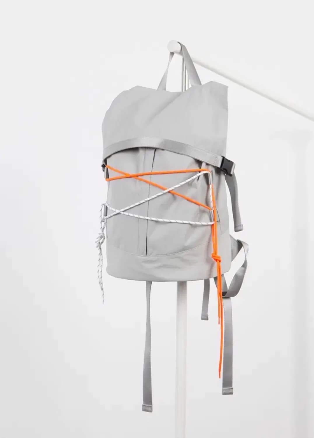 [새제품] 아이띵소 스트링 보이저 백팩 상품이미지1